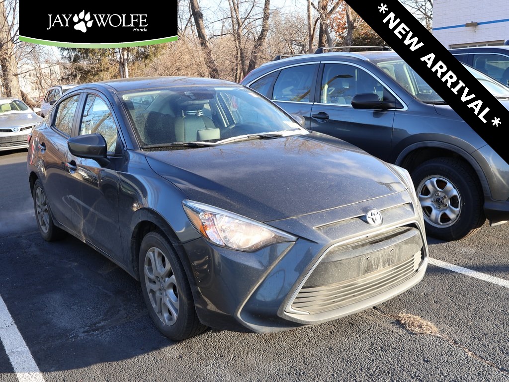 2017 Toyota Yaris iA Base's photo