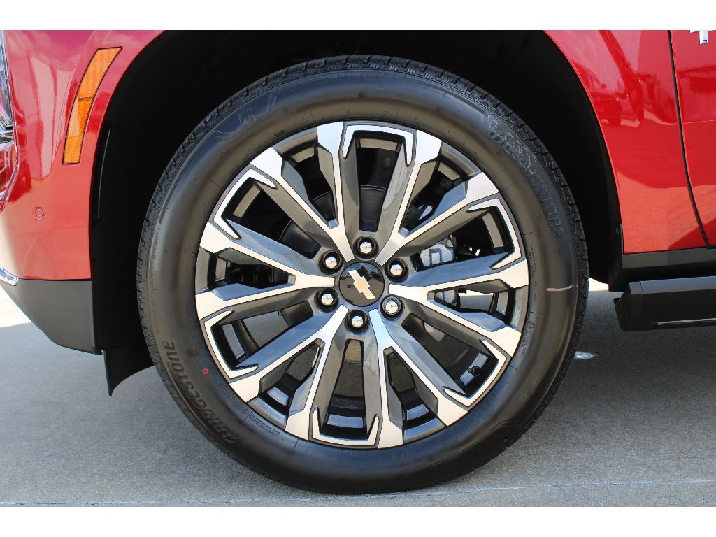 2025 Chevrolet Tahoe High Country photo 10