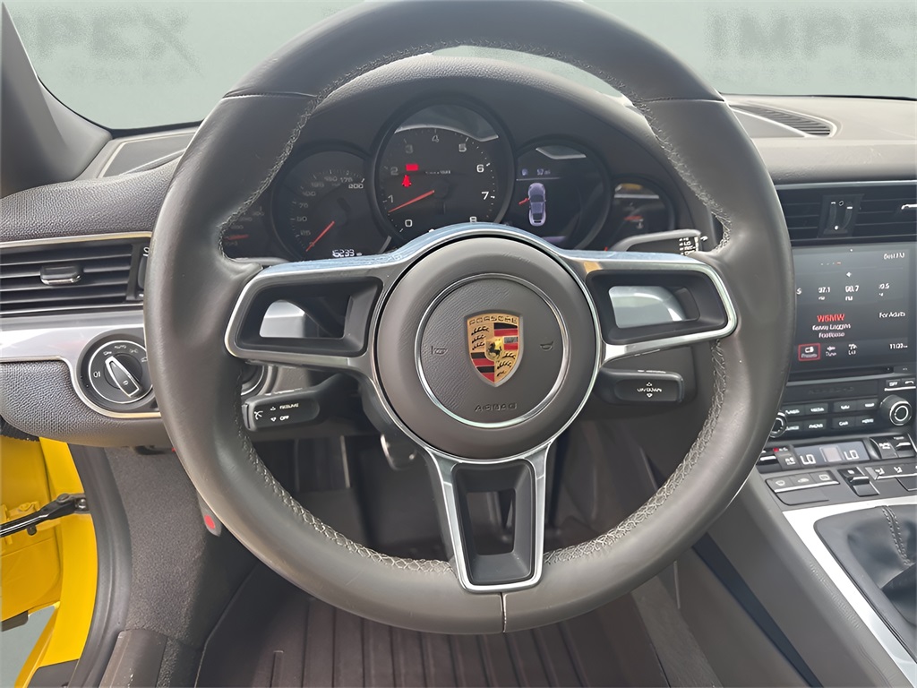 2018 Porsche 911 photo 12