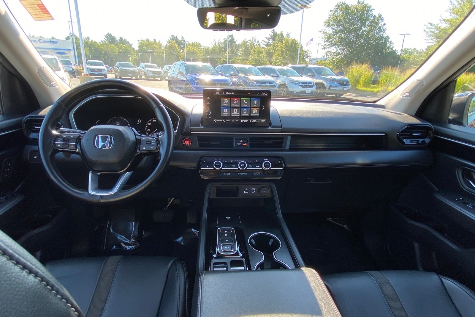 2023 Honda Pilot Touring photo 10