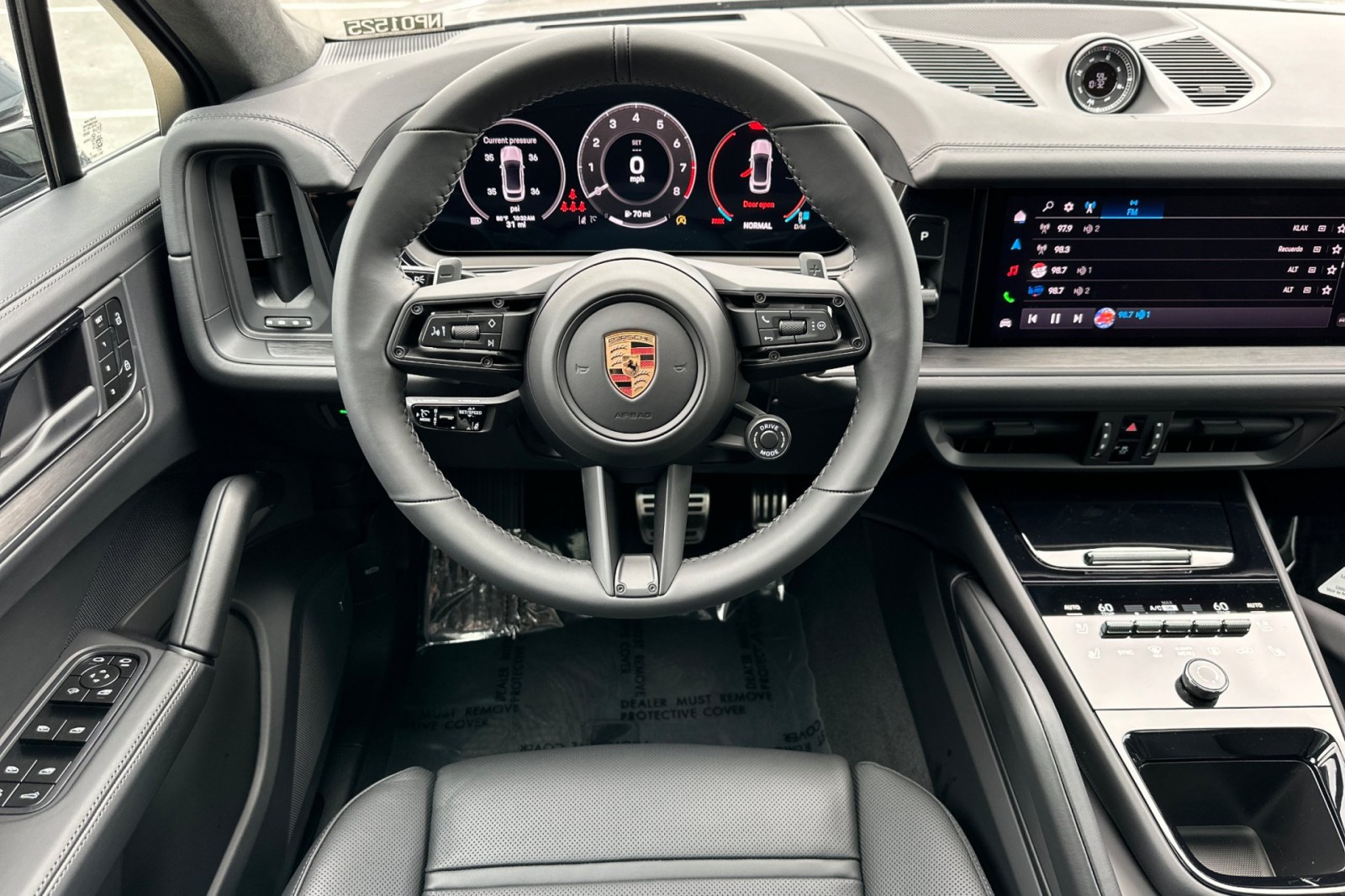 2026 Porsche Cayenne GTS Coupe photo 14