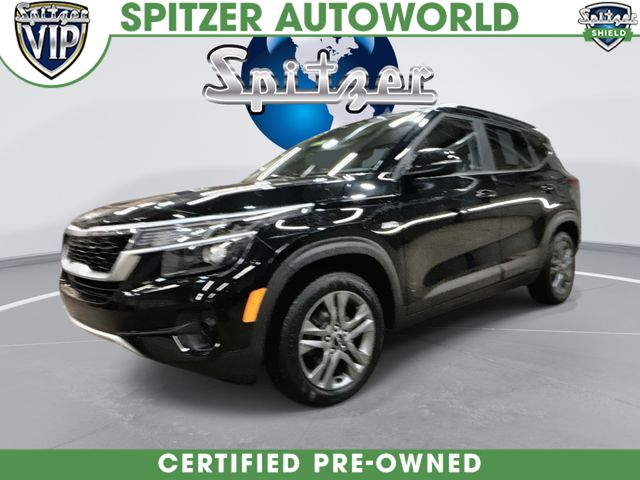 2022 Kia Seltos S's photo