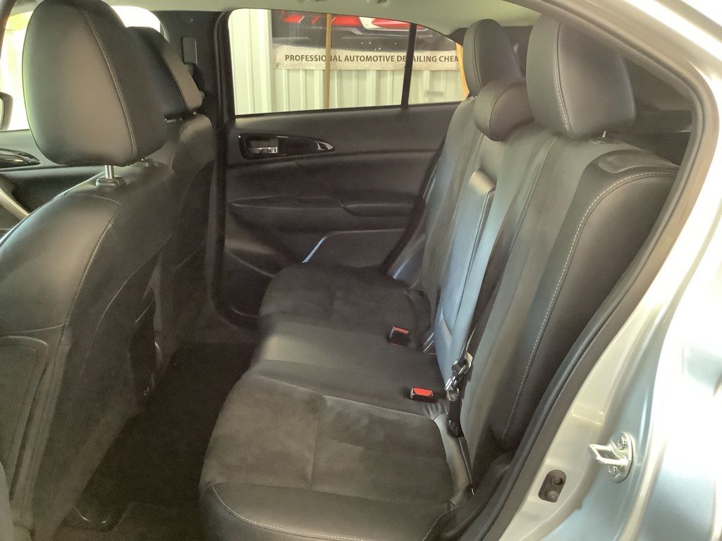 2024 Mitsubishi Eclipse Cross SEL photo 31
