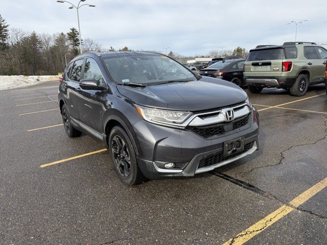 2017 Honda CR-V Touring's photo