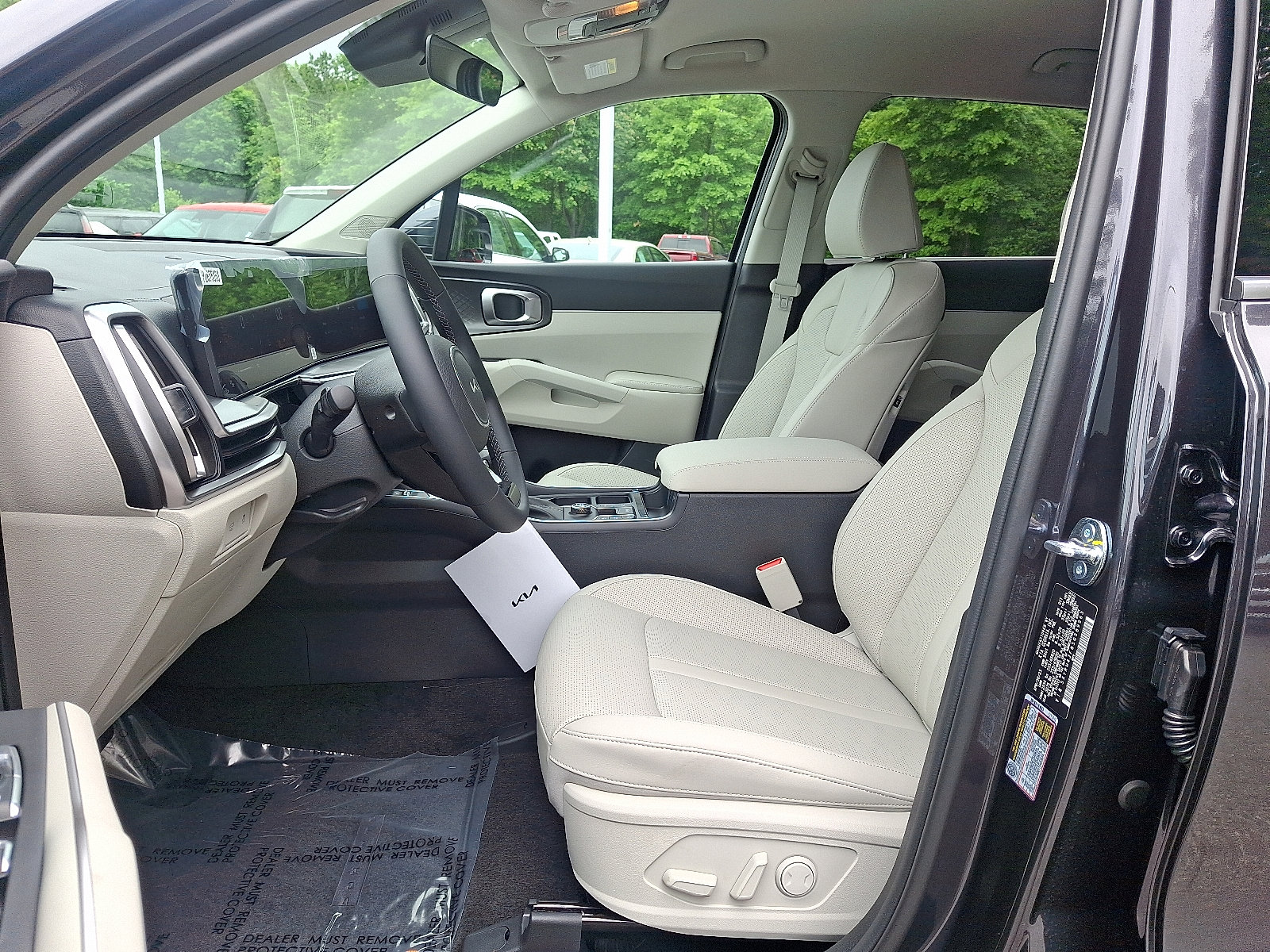 2025 Kia Sorento EX photo 5