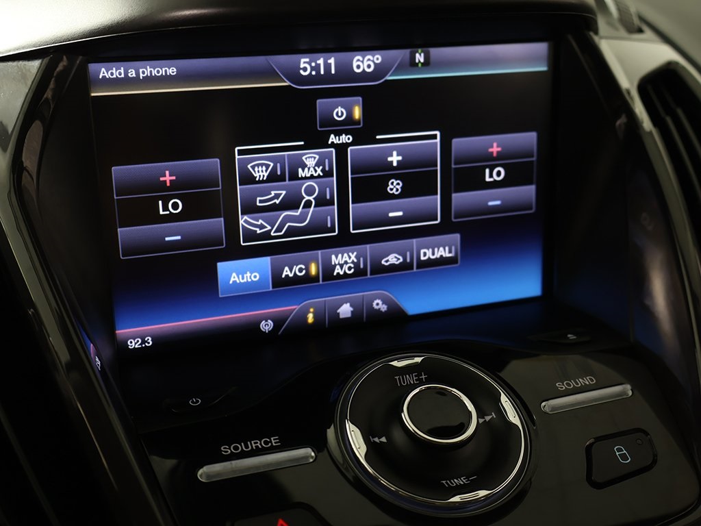 2013 Ford Escape Titanium photo 42
