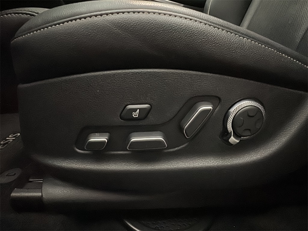 2023 Genesis GV80 2.5T Prestige photo 7