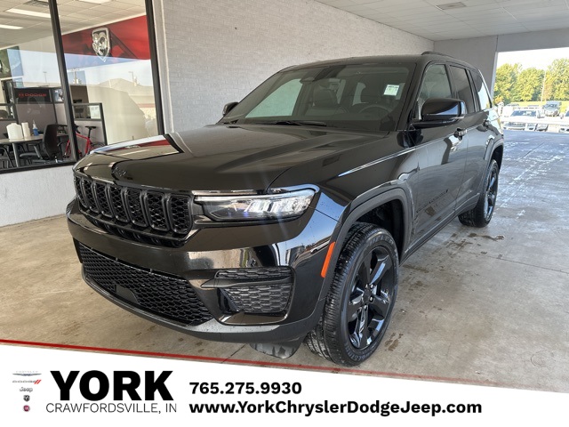 2025 Jeep Grand Cherokee Altitude's photo