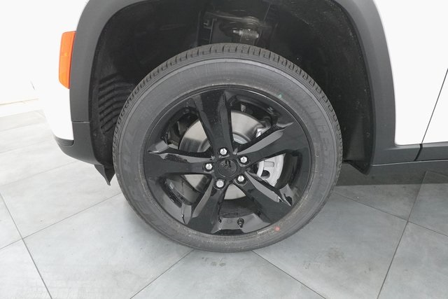 2025 Jeep Grand Cherokee Altitude X photo 26