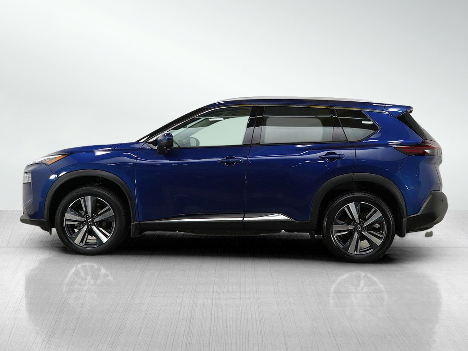 2021 Nissan Rogue SL photo 2