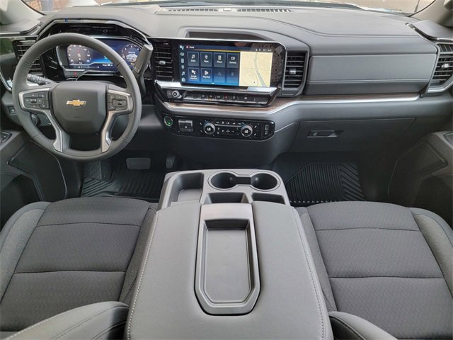 2025 Chevrolet Silverado 1500 LT photo 17