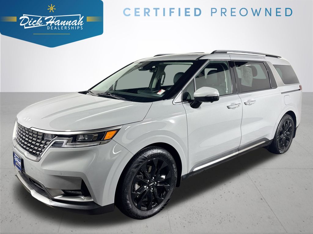 2024 Kia Carnival SX Prestige's photo