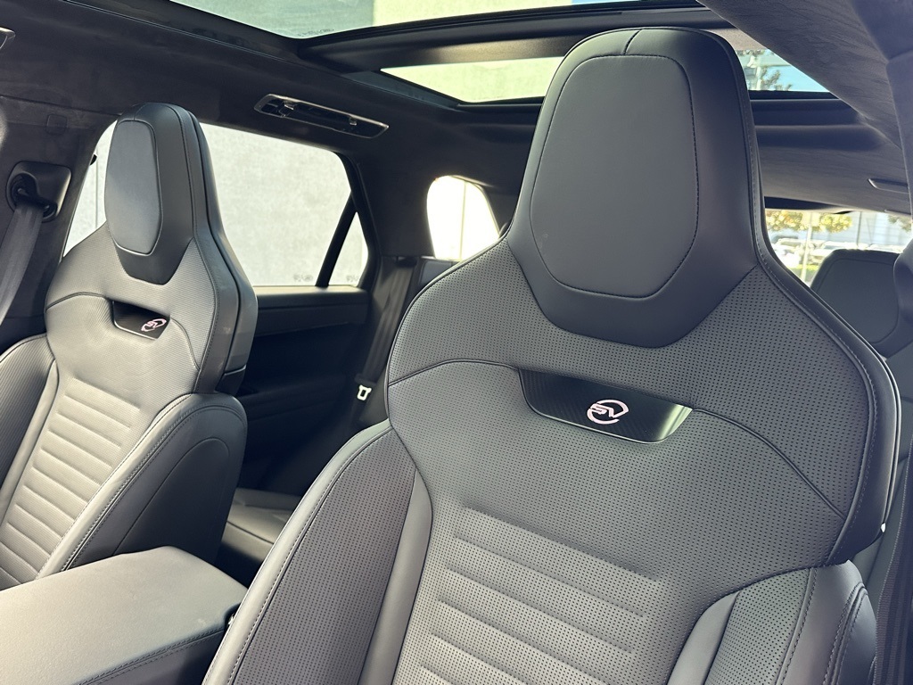 2024 Land Rover Range Rover Sport photo 12