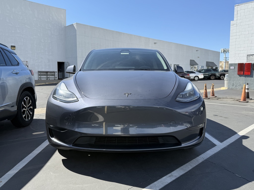 Used 2023 Tesla Model Y Performance with VIN 7SAYGDEF2PF895847 for sale in Kansas City