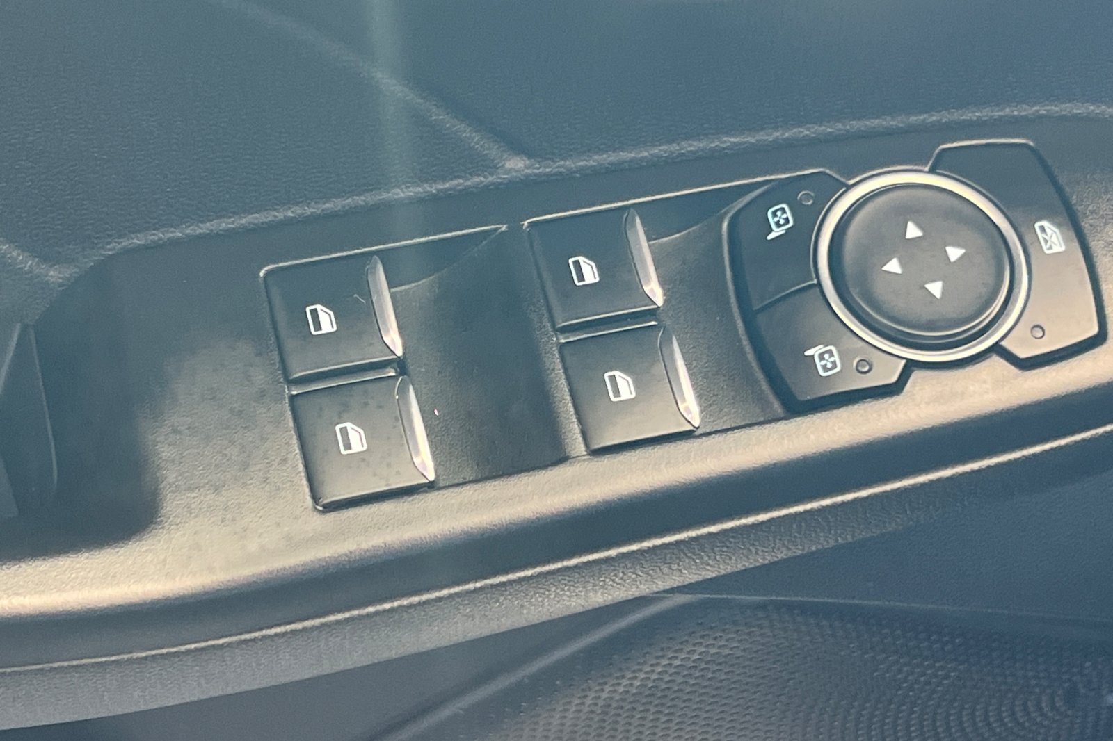 2025 Ford Escape ST-Line photo 10