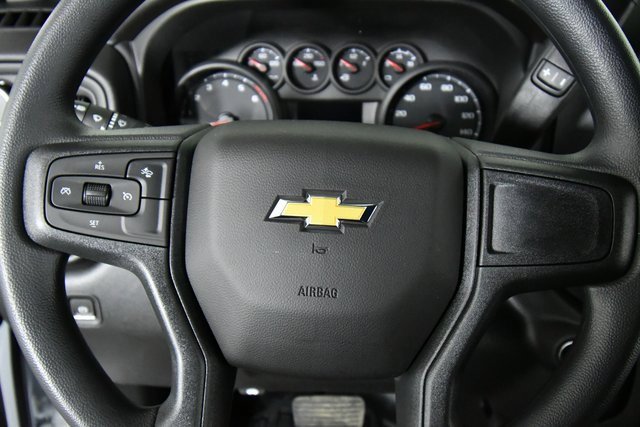 2026 Chevrolet Silverado 2500HD photo 2