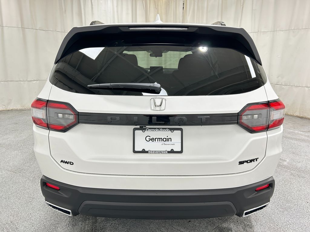 2025 Honda Pilot Sport photo 3