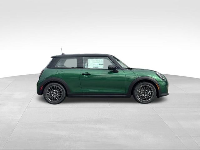 2026 Mini Cooper 2 Door Hardtop Signature photo 2