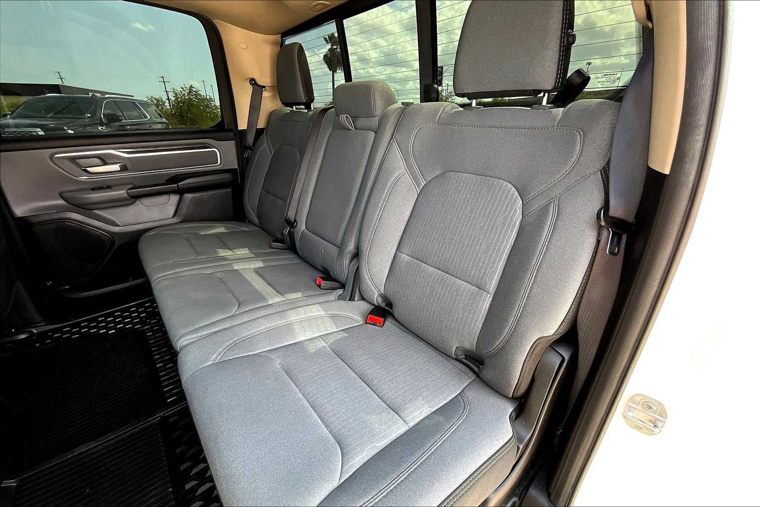 2020 Ram 1500 Big Horn photo 18
