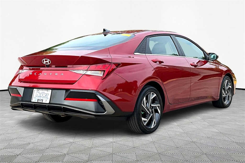 Certified 2025 Hyundai Elantra SEL with VIN KMHLS4DG2SU912349 for sale in Kansas City