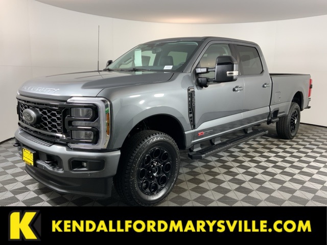 2025 Ford F-350 Super Duty Lariat's photo