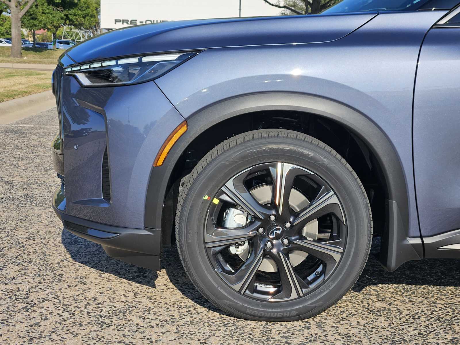 2026 Infiniti QX60 Autograph AWD photo 2