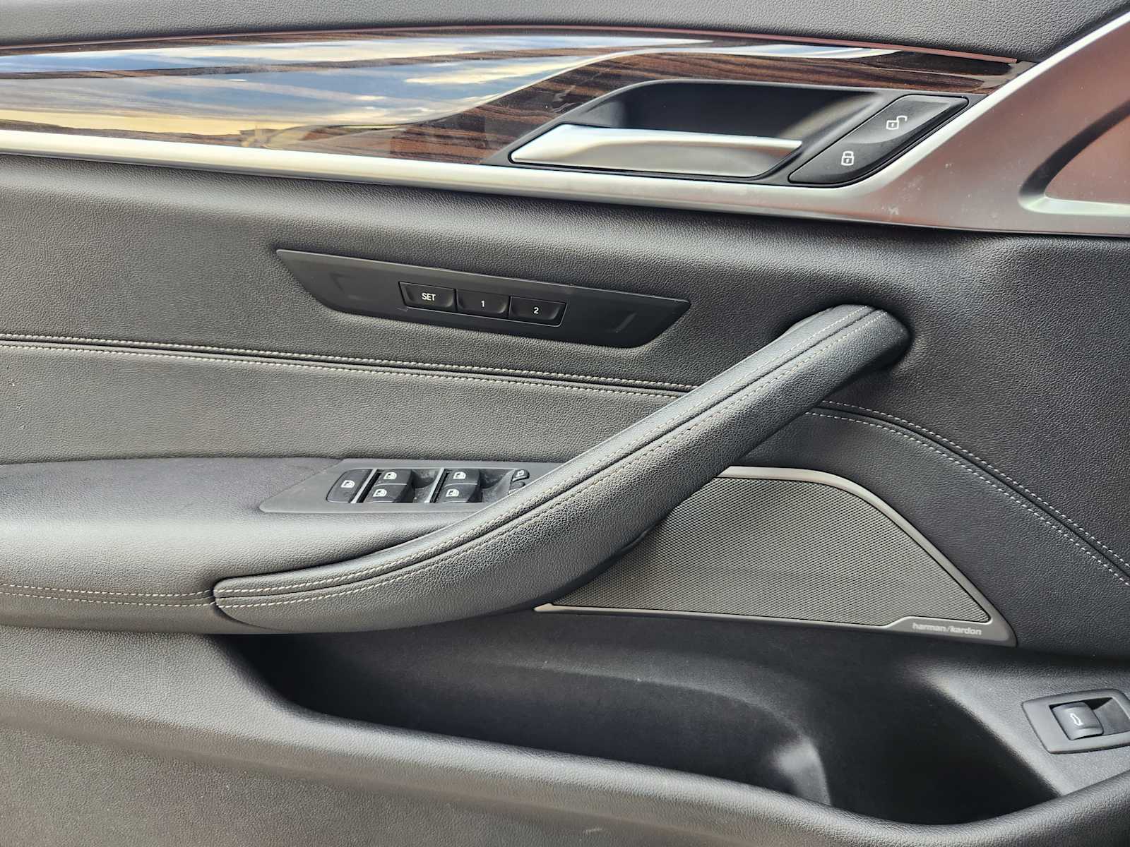 2022 Bmw 530i photo 11