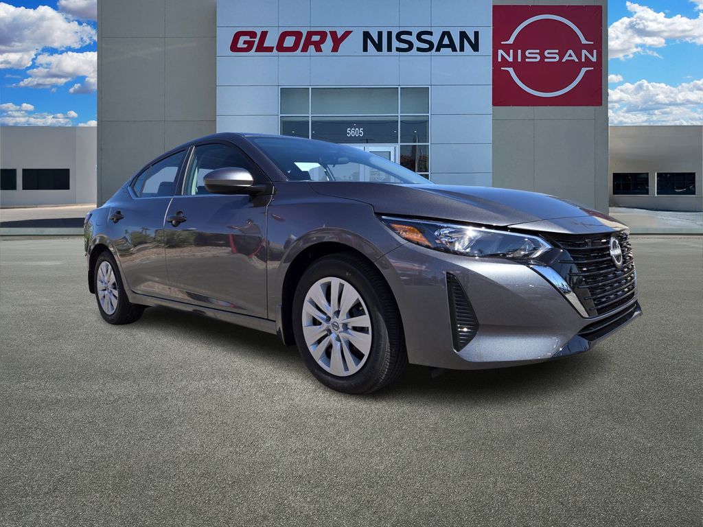 2025 Nissan Sentra S's photo