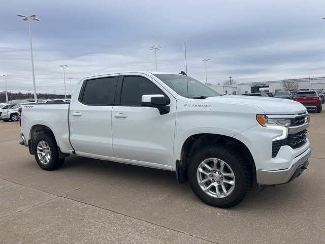2022 Chevrolet Silverado 1500 LT's photo