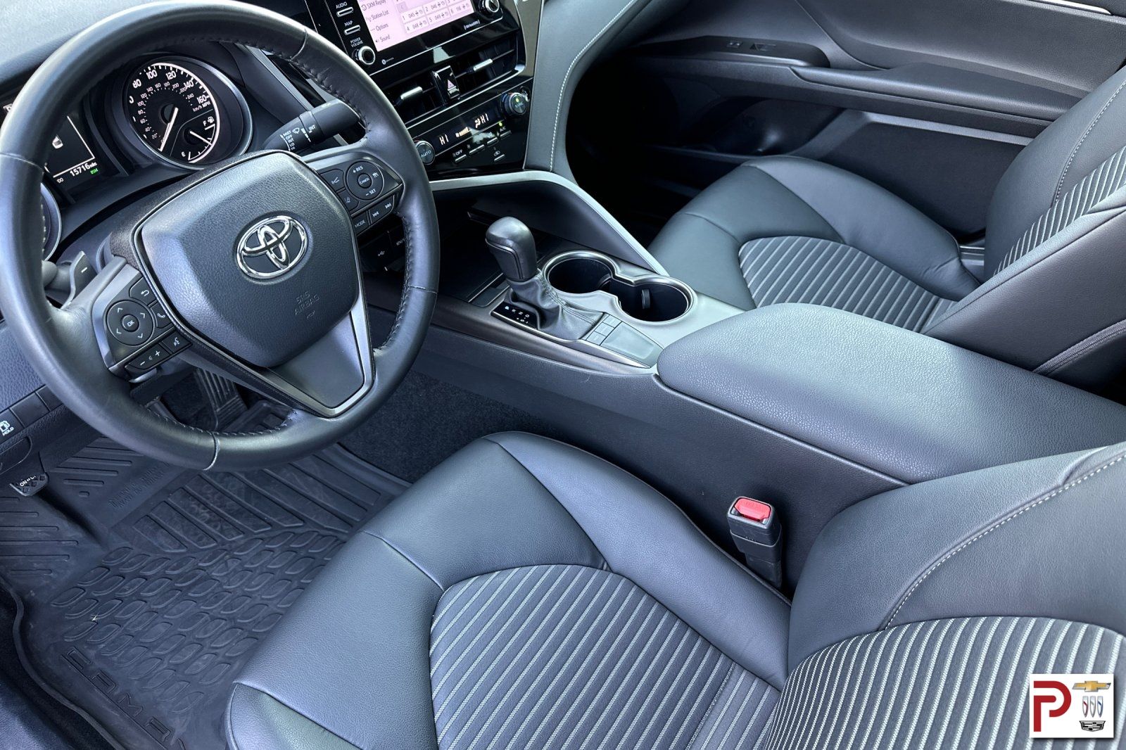2024 Toyota Camry SE photo 10