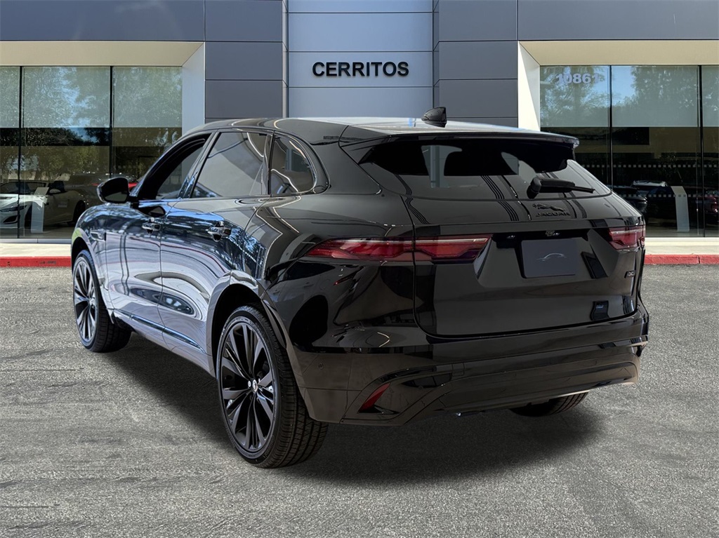 2026 Jaguar F-PACE P250 R-Dynamic S photo 4