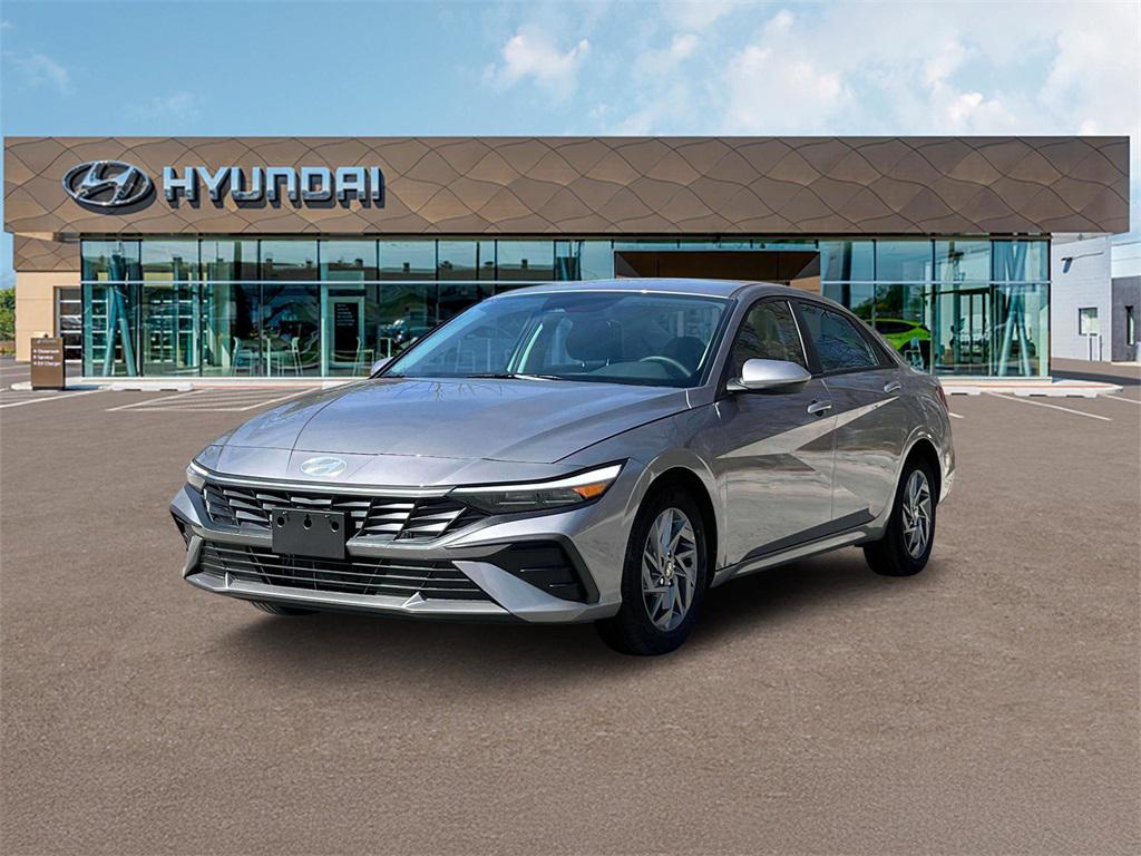 2025 Hyundai Elantra Blue's photo