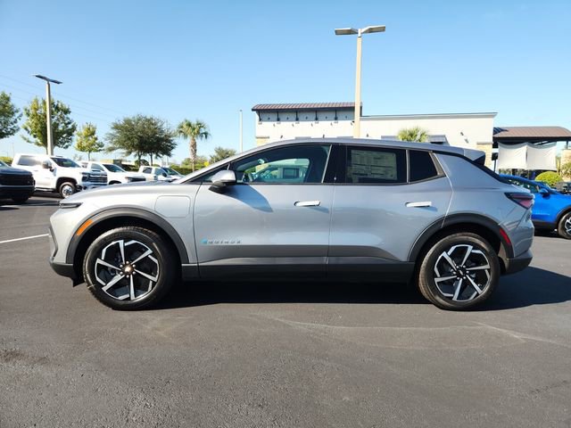 2026 Chevrolet Equinox EV 1LT photo 3