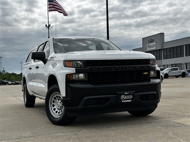 Used 2020 Chevrolet Silverado 1500 Work Truck with VIN 3GCUYAEF5LG393992 for sale in Kansas City
