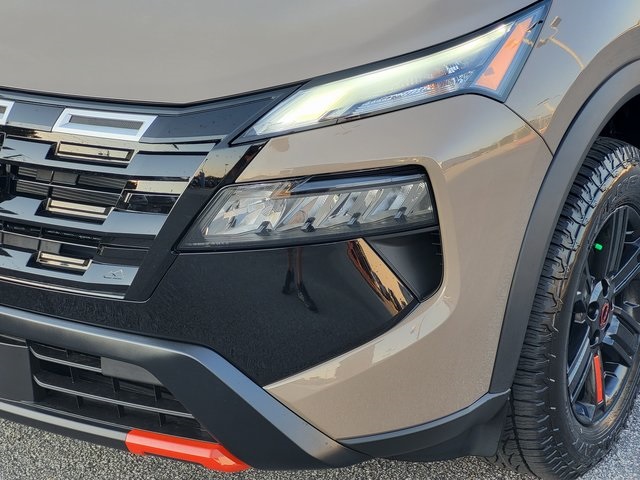 2026 Nissan Rogue SV photo 6