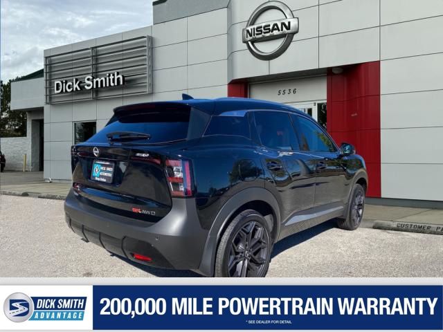 2025 Nissan Kicks SR photo 3