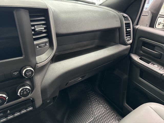 2023 Ram 2500 Tradesman photo 12