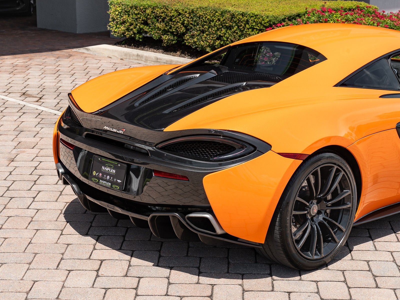 2016 Mclaren 570S Coupe S photo 3