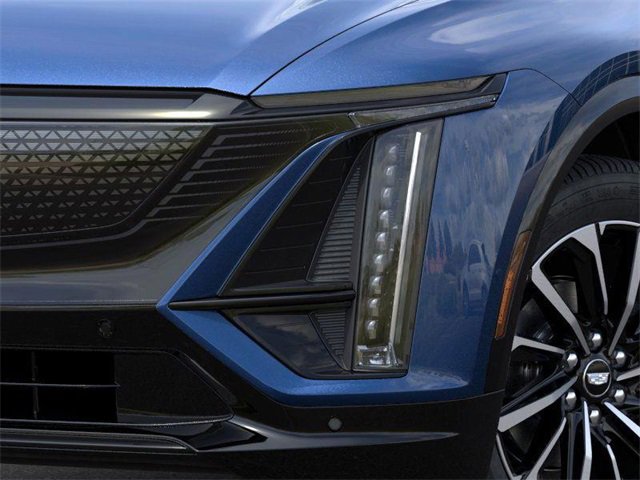 2026 Cadillac Lyriq Sport photo 9