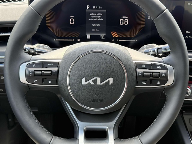 2025 Kia K5 GT-Line photo 7