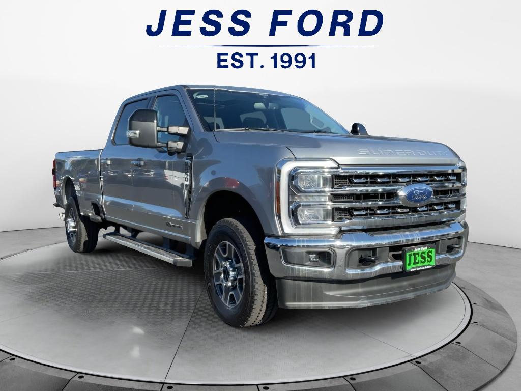 2024 Ford F-350 Lariat photo 2
