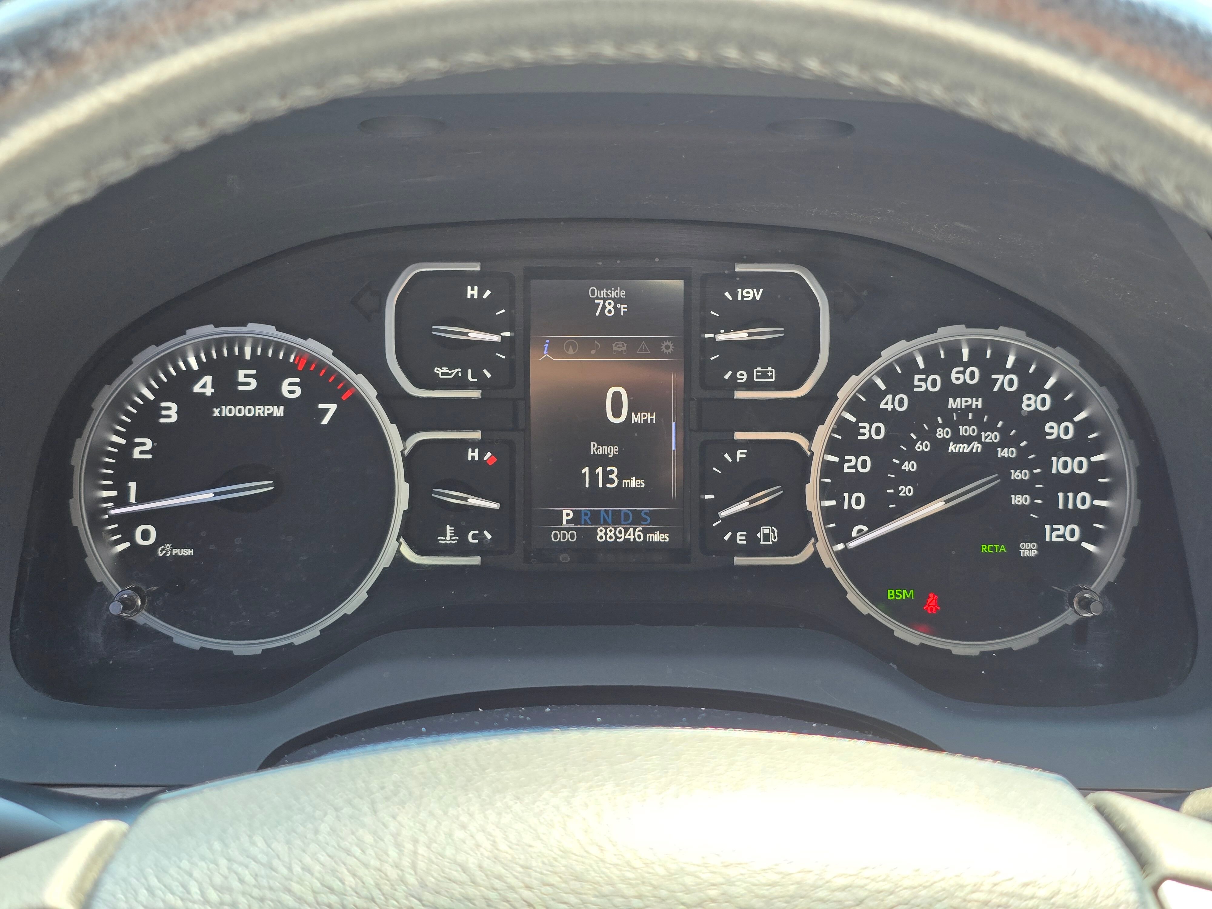 2018 Toyota Tundra SR5 photo 8