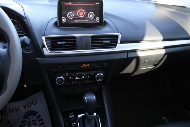 2016 Mazda Mazda3 Grand Touring photo 24