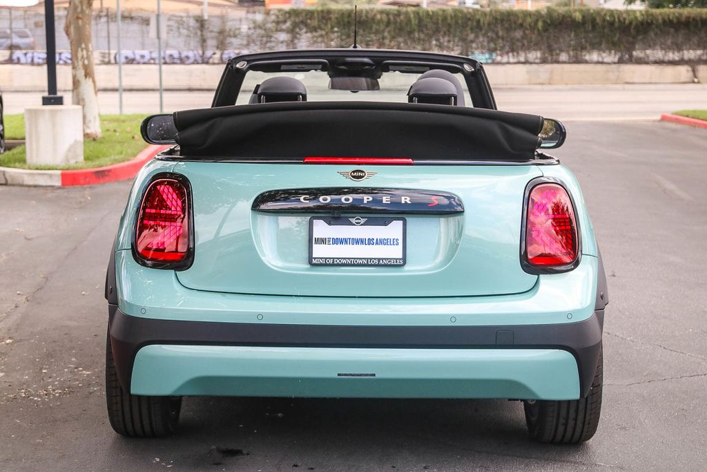 2026 Mini Cooper Convertible Iconic photo 16