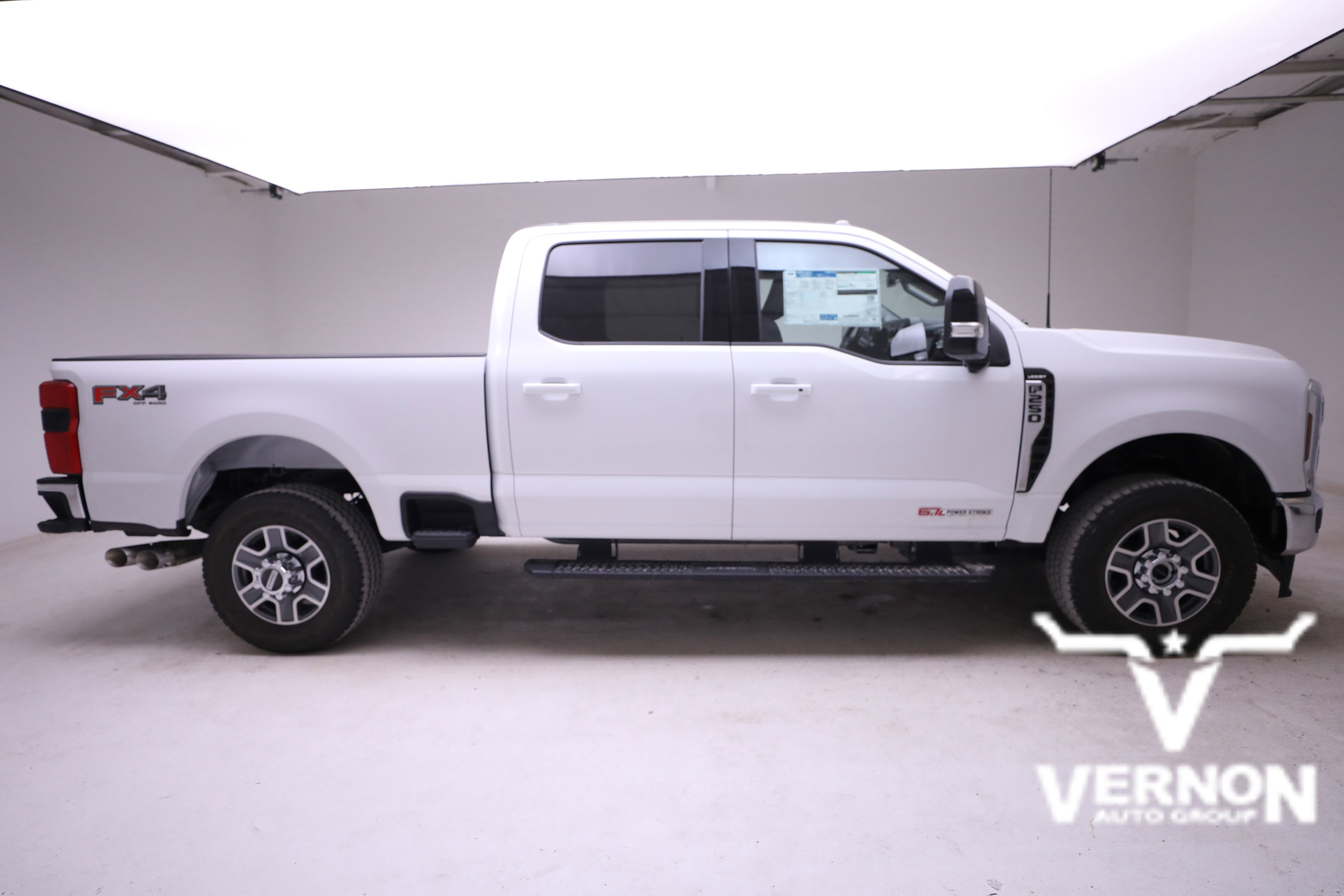 2026 Ford F-250 Lariat FX4 photo 4