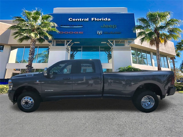 2026 Ram 3500 photo 7