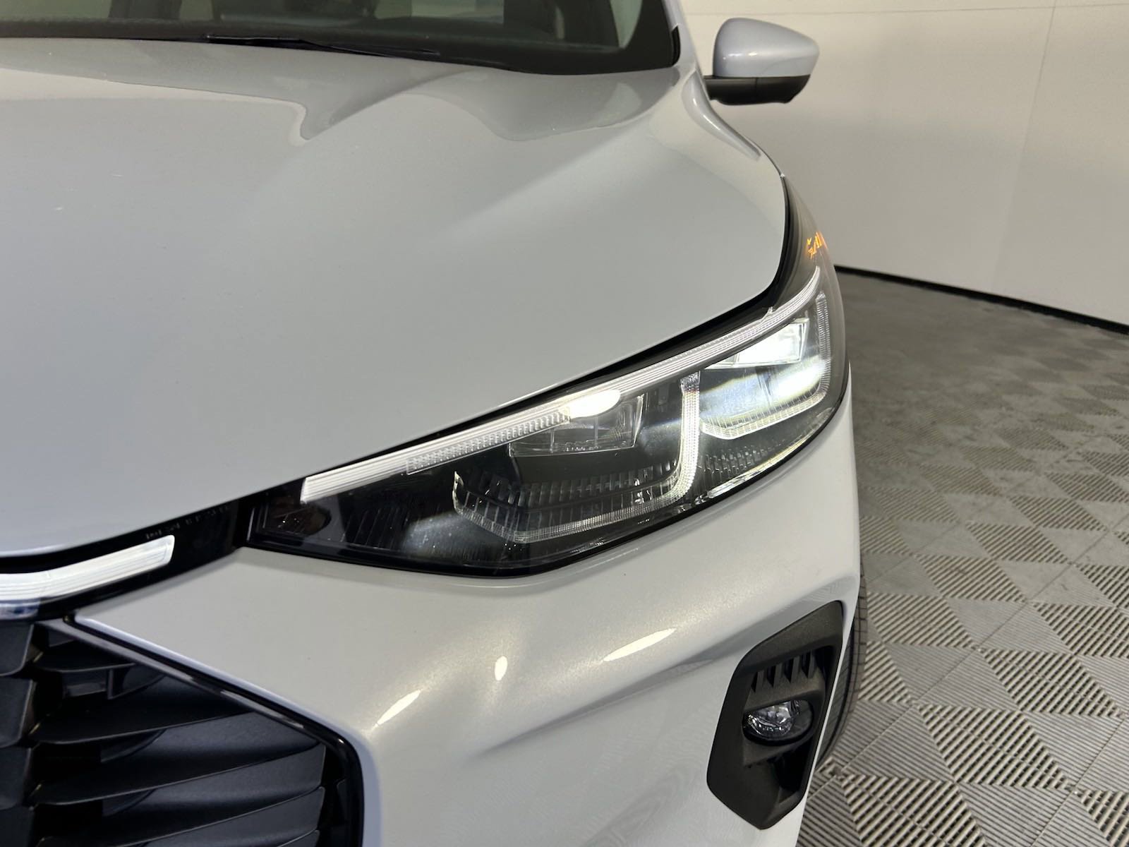 2025 Ford Escape photo 10