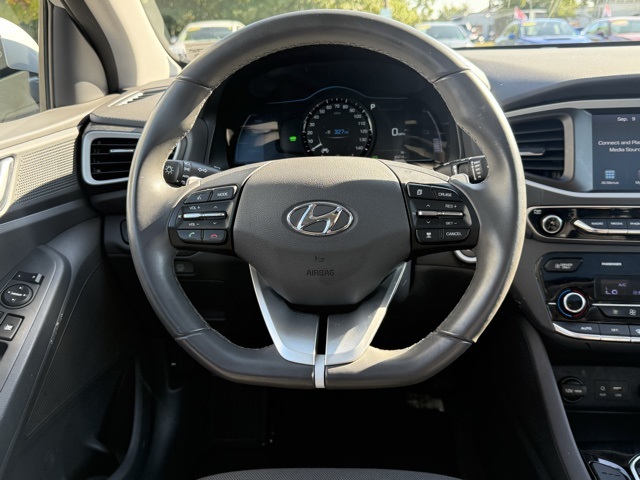 2018 Hyundai Ioniq SEL photo 21