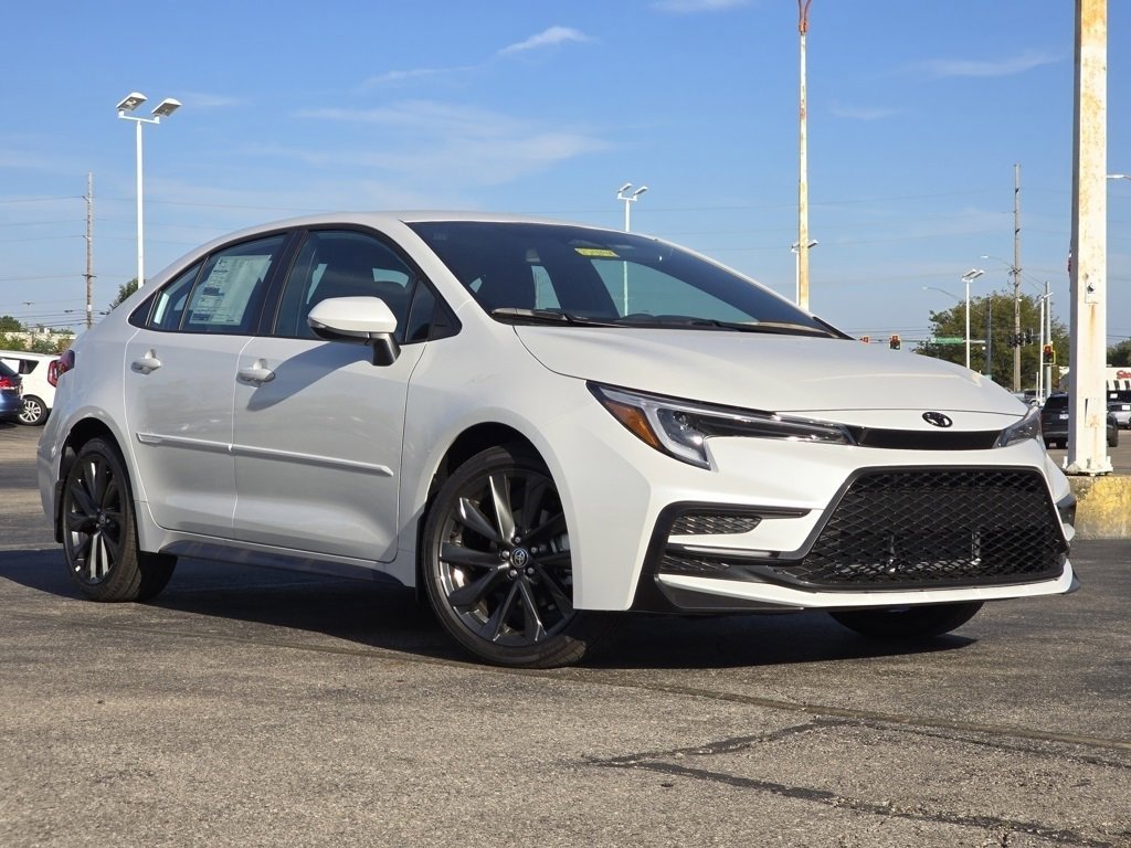 2025 Toyota Corolla SE photo 2