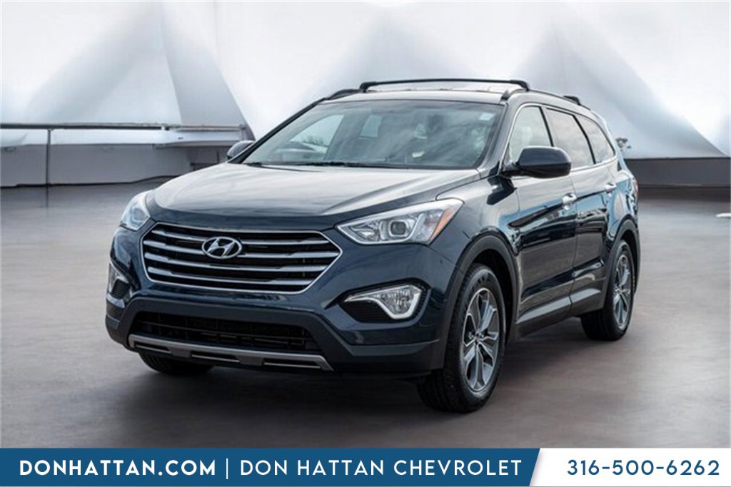 2016 Hyundai Santa Fe SE's photo